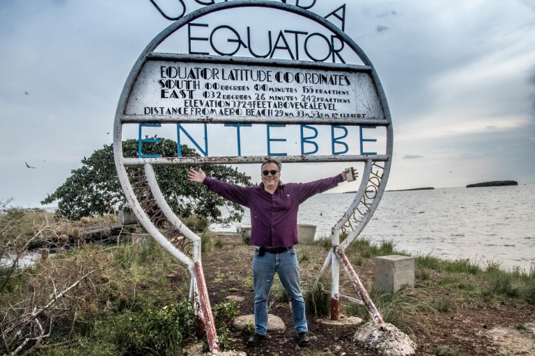 Entebbe: Excursión por la Línea del Ecuador y paseo en barco al atardecer por el lago ...