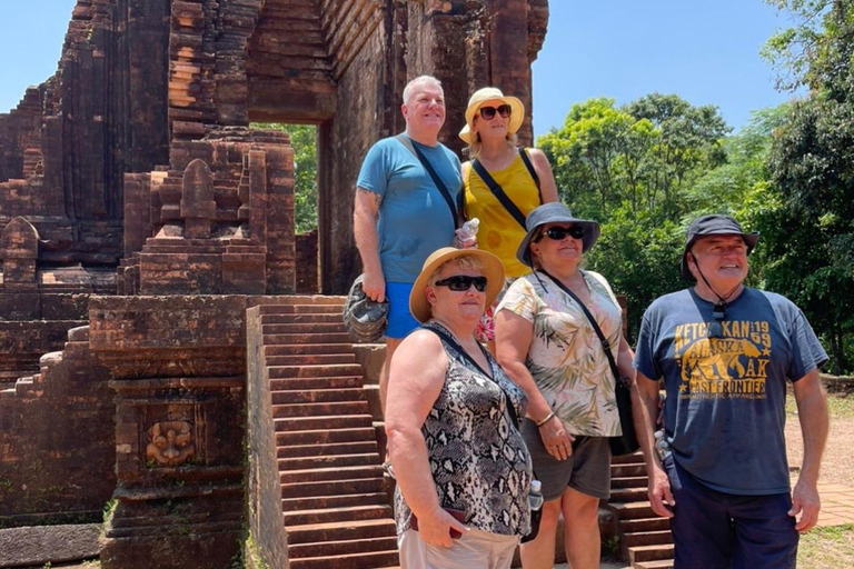 Excursión y crucero por la puesta de sol en la Tierra Santa de My Son desde Hoi An o Da nangExcursión Compartida : Salida desde Hoi An