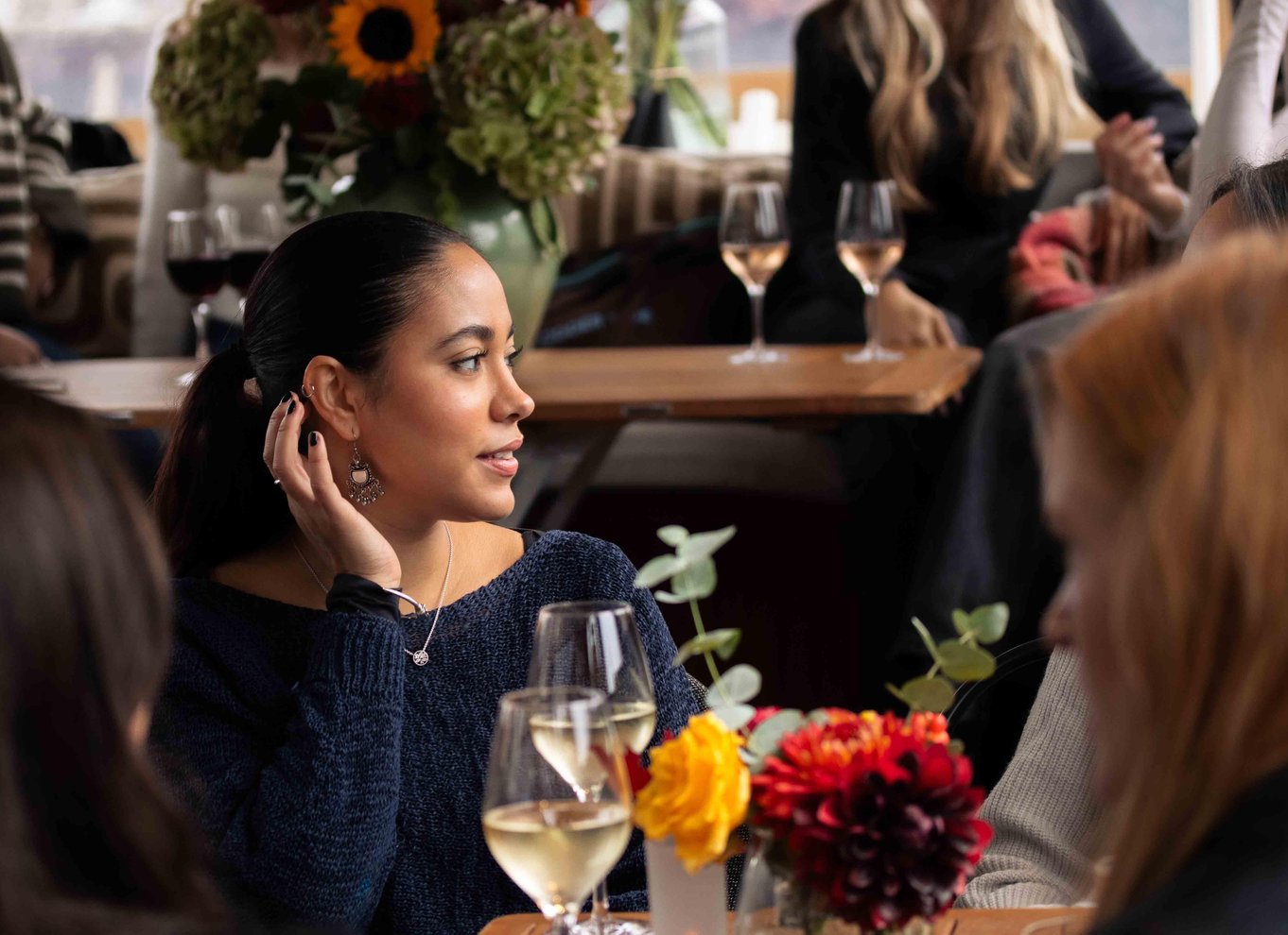 Amsterdam: Luksusbådtur med ubegrænsede cocktails og snacks
