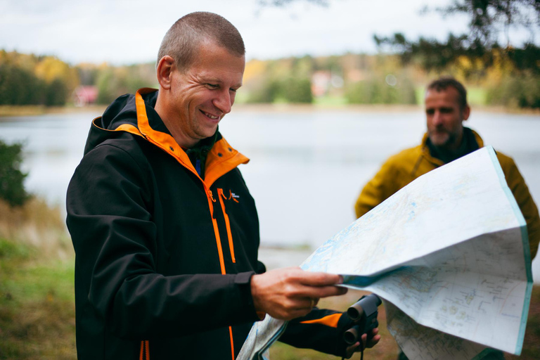 Stockholm: Vandring, utomhusmatlagning och kallvattenflytningPickup from Stockholm - drop-off Vaxholm