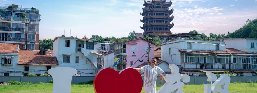 Wuhan : visite guidée de la Tour de la Grue Jaune et de la ruelle Hubu