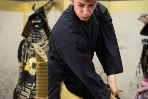 Osaka: Learn Bushido - Trial Slashing with Samurai Sword Trial slashing in Bushido with Samurai Sword real sharpnes