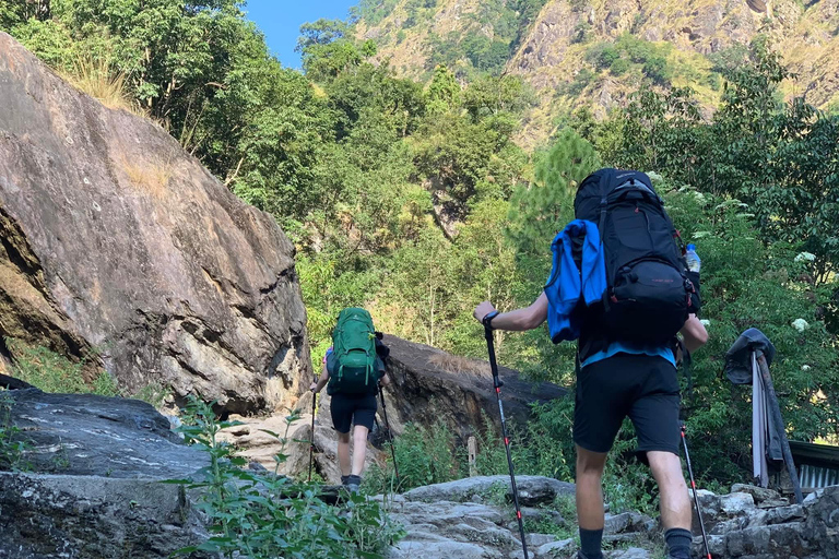 Kathmandu: Hunga Valley Everest Trekking Tour with Locals