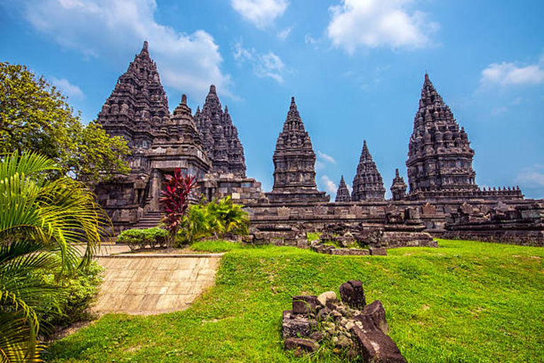 Yogyakarta: Borobudur, Prambanan Sunset & Merapi Lava View