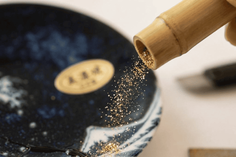 Osaka: Kintsugi (Gold Repair) Pottery Workshop
