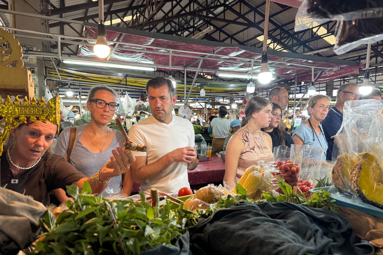 Aonang: Thaise kookles met markt- en moestuintourAonang: Thaise kookles met markt- en keukentuintour