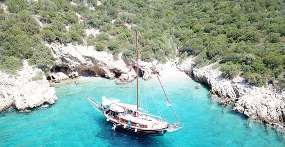 Bodrum: Peninsula Private Boat Tour with Lunch