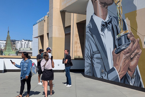 Historic Hollywood Boulevard and Movie Palaces Walking Tour English Shared Tour of Hollywood Boulevard