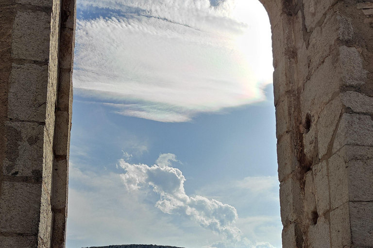 From Valencia: Excursion to Chulilla + hike and kayak tour on the lake From Valencia: Excursion to Chulilla + hike and kayaking tour on the lake