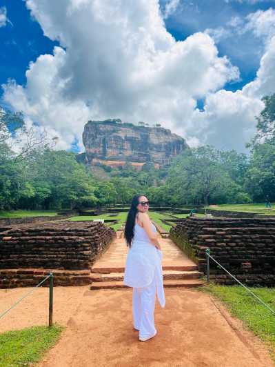 Sigiriya en Dambulla Privé Dagvullende Tour
