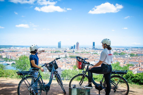 Lyon: Rent an electric bike for half a day
