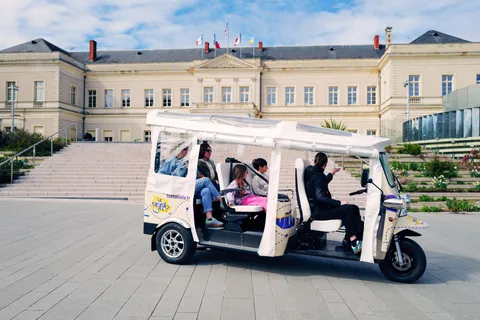 Angers : Explore the City Center by Electric Tuk-Tuk