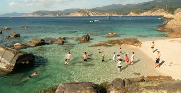 Full Day Vinh Hy Bay Private Tour - From Mui Ne & Nha Trang