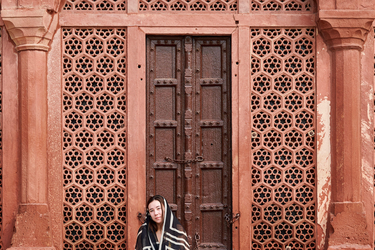 Delhi: Visita guiada privada à velha e à nova DelhiExcursão de 1 dia a Deli com tudo incluído