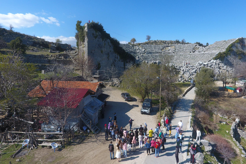Side: wycieczka 1-dniowa do kanionu Orła z Adlerem i lunchemWycieczka do Kanionu Orła i spływ raftingowy z obiadem i odbiorem z hotelu