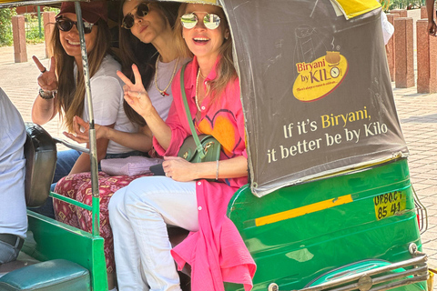 Taj Tuk tuk tour with skip the line