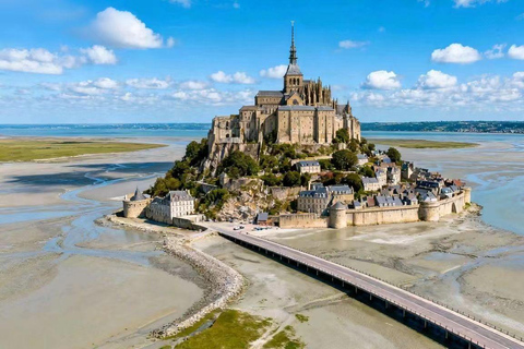 巴黎：圣米歇尔山中文一日旅行，免费晚餐巴黎：圣米歇尔山中文一日旅行（含免费晚餐）