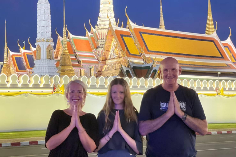 Tour noturno de Tuk-Tuk em Bangkok com comida de rua de Chinatown