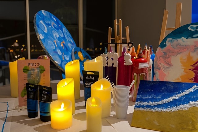 Alicante: Art Painting Workshop with Candlelight Option