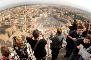 Rome: Vatican Museums and St. Peter’s Tour with Dome Climb