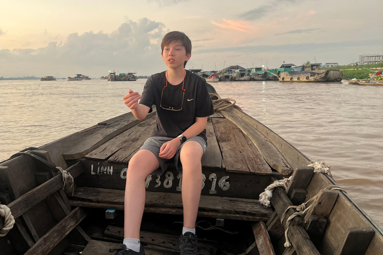 Floating Market, Flower Village Authentic Mekong Delta Tour