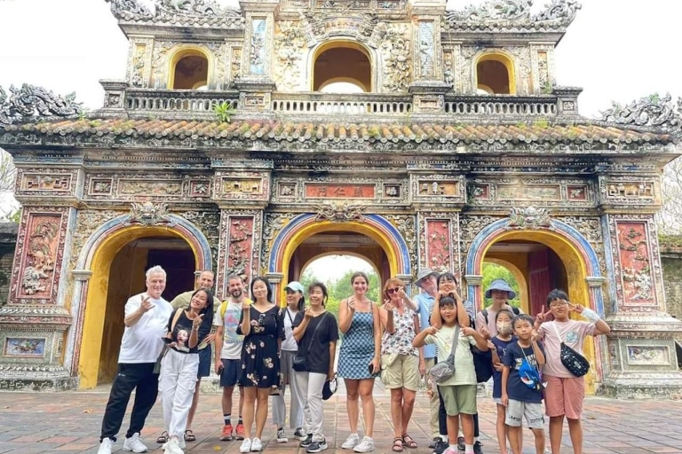 Die kaiserliche Zitadelle von Hue und der Hai Van Pass mit einer Gruppe aus Da NangHue Kaiserliche Zitadelle & Hai Van Pass Gruppenreise von Da Nang