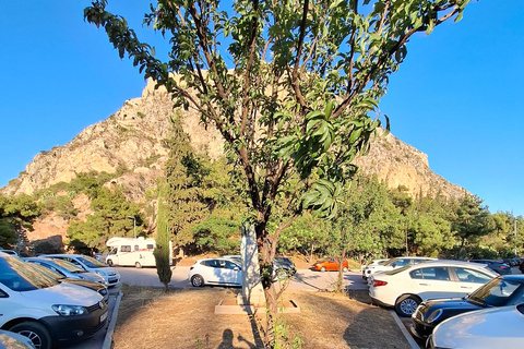 Lachen met Nafplio in de natuurGrieks: lachen met Nafplio in de natuur