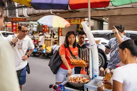Manilla: Wandeltour met proeverijen van eten en drinken op straat