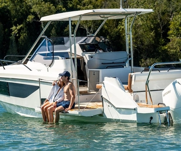 Krk: Ein Boot mieten Beneteau Flyer 9