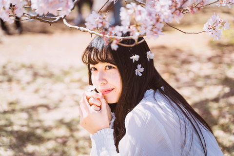 Sapporo Private Photo Session: Snow, Neon & Seasons
