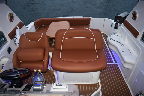 Marina Del Rey: wynajem luksusowego jachtu z kapitanemMarina Del Rey: Wynajem luksusowych jachtów z kapitanem