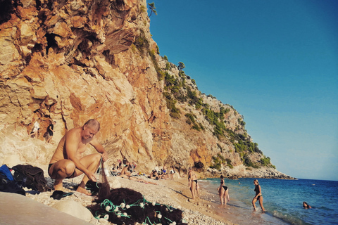 Picnic sulla spiaggia segreta