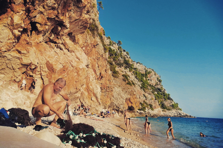 Picnic sulla spiaggia segreta