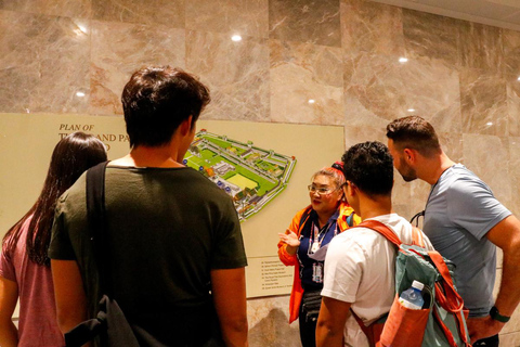 بانكوك: جولة المشي في القصر الكبير ووات فو ووات آرونخاص مع نقطة لقاء