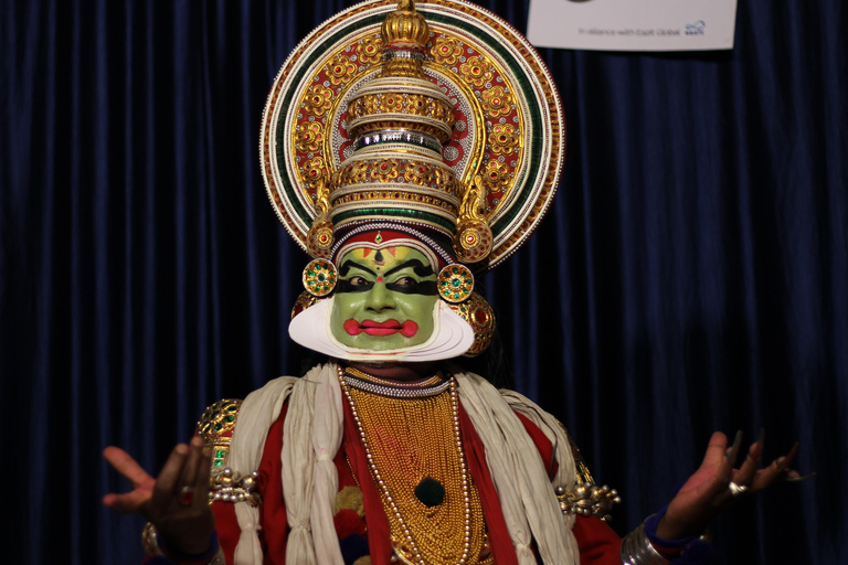 Kochi: Kathakali, Theyyam, and Kalaripayattu Evening Show
