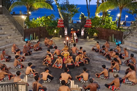 Bali: Tanah Lot Temple Sunset Kecak & Fire Dance Show Ticket