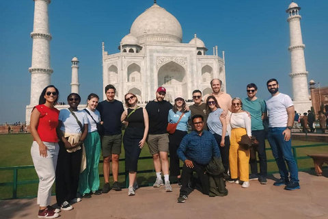 From Agra: Skip-the-Line Taj Mahal & Agra Fort Day Tour Only Professional Tour Guide