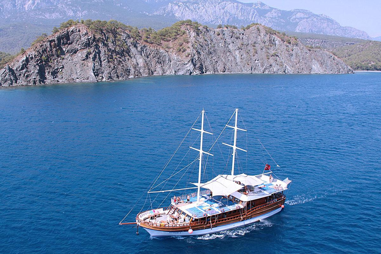 Alanya Relaxing Family Boat Tour Without Foam And Loud Music Alanya Relaxing Family Boat Tour Without Transfer