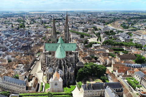 جولة خاصة في مدينة شارتر من باريس