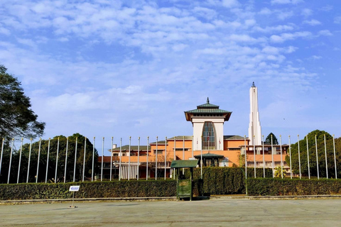 Kathmandu Walking Tour: Durbar Square & Narayanhiti Palace