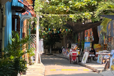 Cartagena Food Tour: 10 Dishes, Street Food & Sit-down stops