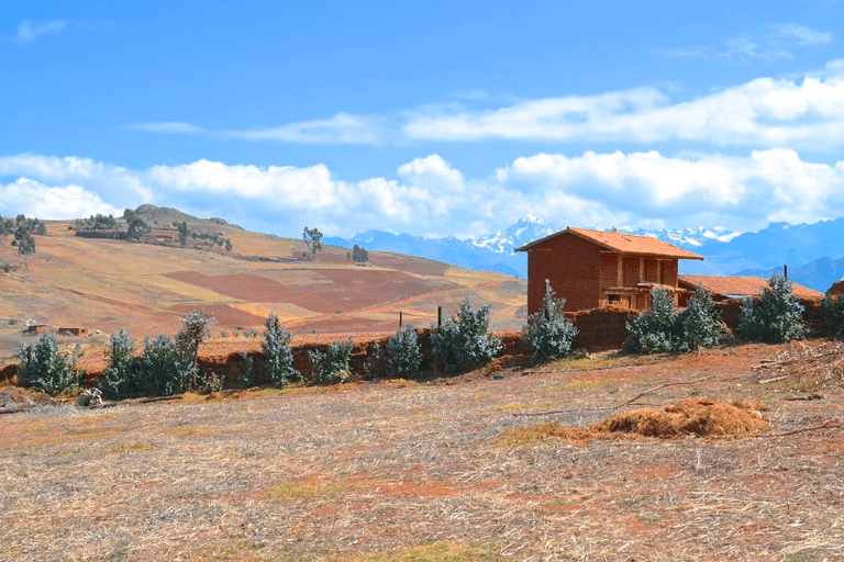 Sacred Valley Cusco: Chincheros, Maras, Moray, Ollantaytambo and Pisac.