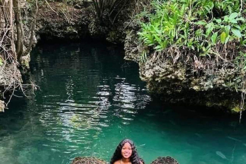 Zanzibar : baignade avec les tortues de mer et croisière en boutre au coucher du soleil