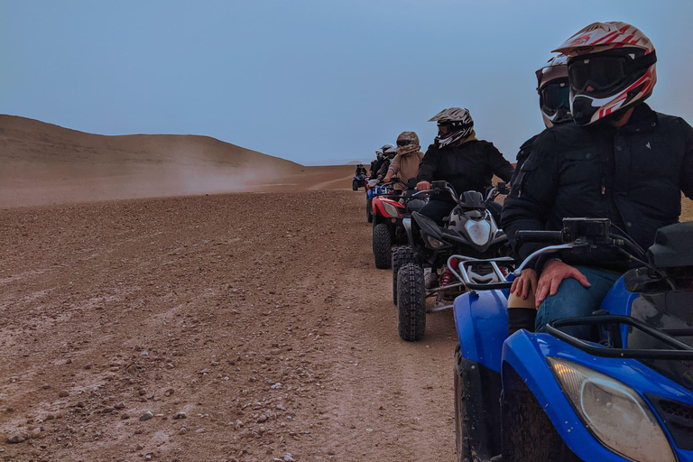 Agafay Magic : Dîner, balade à dos de chameau et randonnée en quad