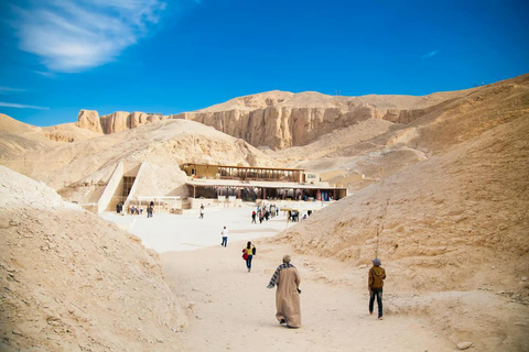 Luxor: Private Customizable Tour with Egyptologist Guide Luxor: Private 8-Hour Tour with Airport Pickup