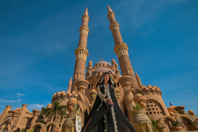 Sharm: Private Photoshoot with Hotel Pickup and Drop-off Private 3-Hour Photoshoot in 3 Locations
