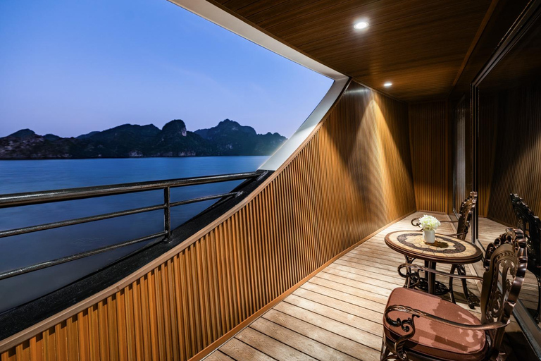 Ha Long Bay: Luxury Overnight Cruise 2D1N or 3D2N Ha Long Bay 3D2N & Shared Car Transfer