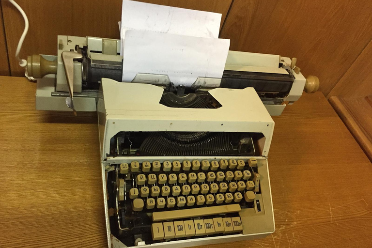 From Riga: Sigulda, Turaida, Cesis & Soviet Bunker Tour
