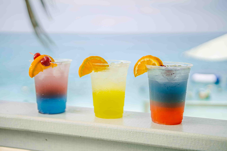 Nassau: Rose Island's Sand Dollar Beach Resort with Lunch