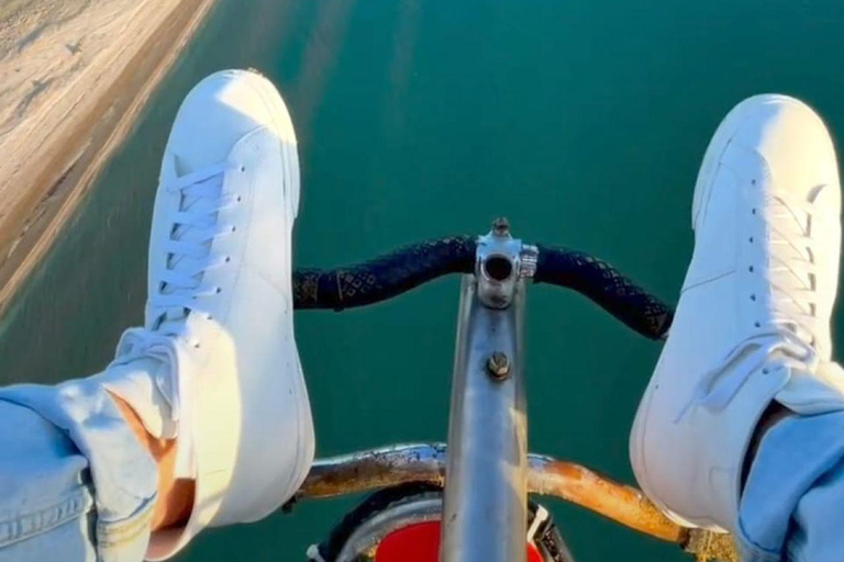 Baku: Paratrike Flight Over Shah Dili with Hotel Pickup